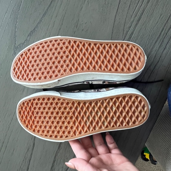 Rare Vans Authentic ASPCA - women sz 8 - Picture 2 of 6